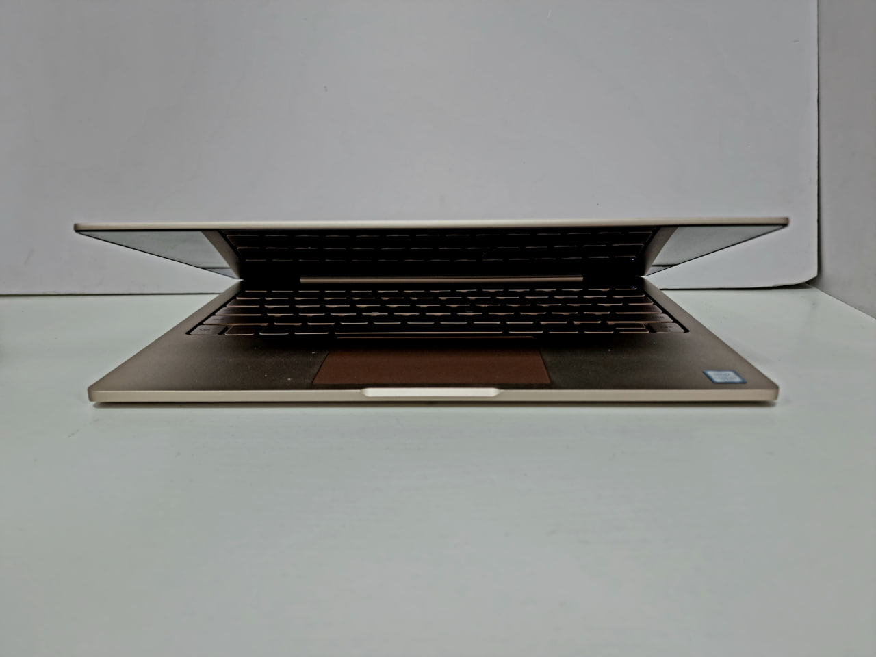 Xiaomi Mi Notebook Air 12 (intel m3-7Y30/4Гб/250Гб/Intel(R) Graphics 615), Золотой - БУ